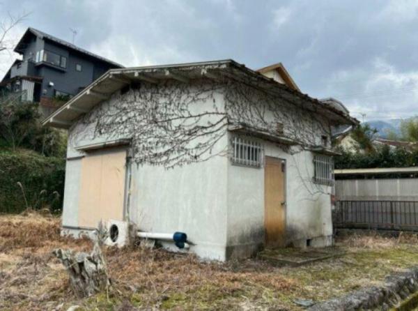 大津市南小松の中古一戸建