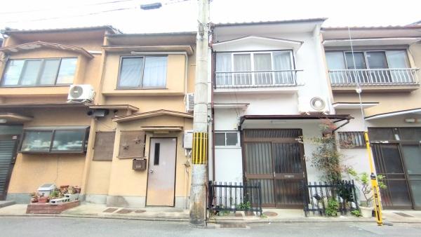 京都市右京区御室岡ノ裾町の中古テラスハウス
