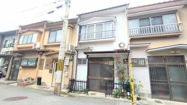 京都市右京区御室岡ノ裾町の中古テラスハウス