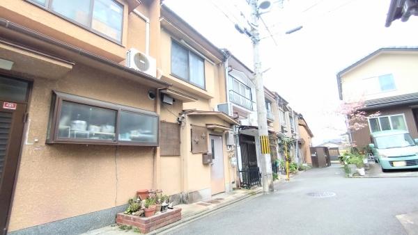 京都市右京区御室岡ノ裾町の中古テラスハウス