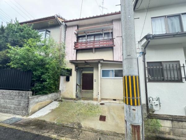 京都市右京区嵯峨釈迦堂大門町の中古テラスハウス