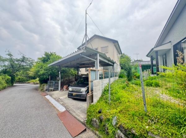 大津市南小松の中古一戸建