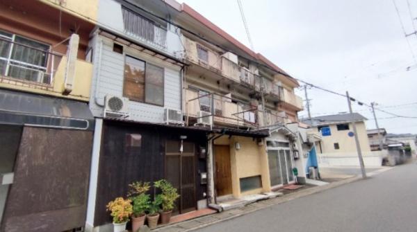 京都市伏見区桃山町日向の中古テラスハウス