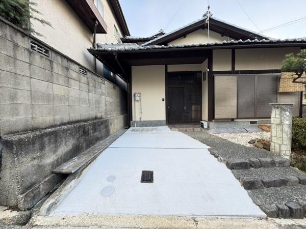 京都市山科区上花山桜谷の中古一戸建て