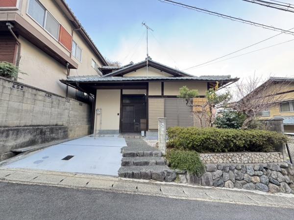 京都市山科区上花山桜谷の中古一戸建