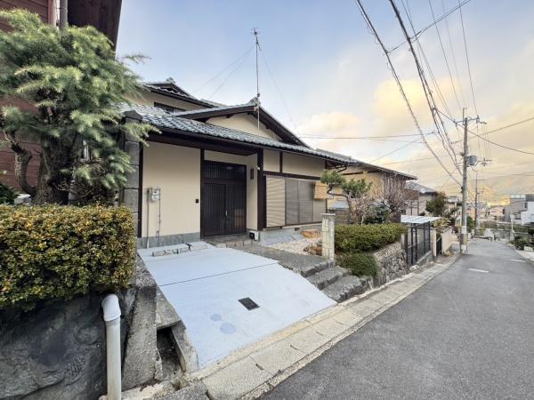 京都市山科区上花山桜谷の中古一戸建