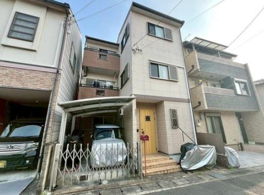 京都市伏見区羽束師鴨川町の中古一戸建