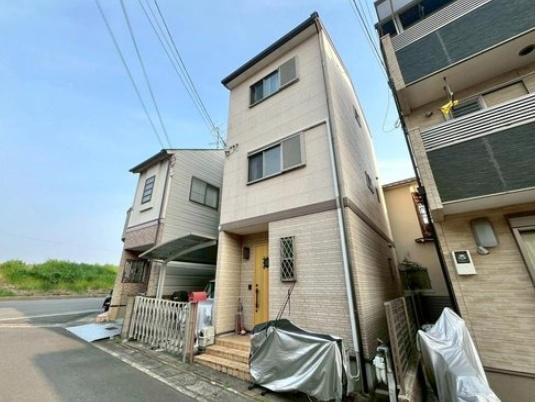 京都市伏見区羽束師鴨川町の中古一戸建