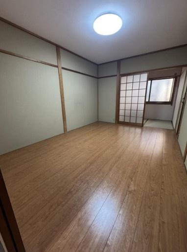 京都市中京区壬生森前町の中古テラスハウス