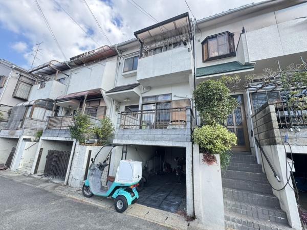 京都市右京区嵯峨野六反田町の中古一戸建て
