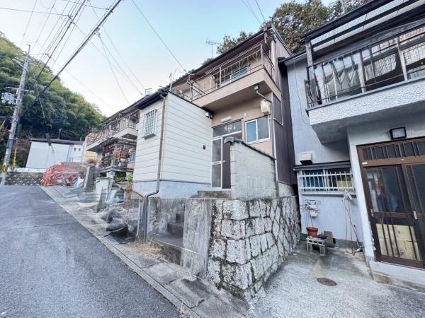 京都市山科区西野山百々町の中古一戸建て