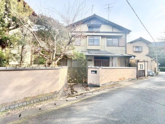 京都市右京区嵯峨釈迦堂門前裏柳町の中古一戸建