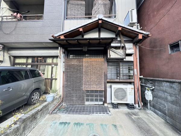 京都市山科区西野山中鳥井町の中古一戸建て