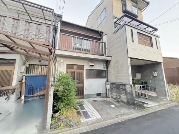京都市伏見区深草仙石屋敷町の中古一戸建
