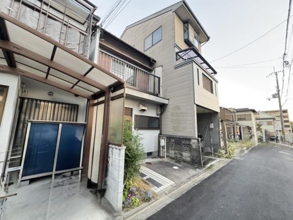 京都市伏見区深草仙石屋敷町の中古一戸建
