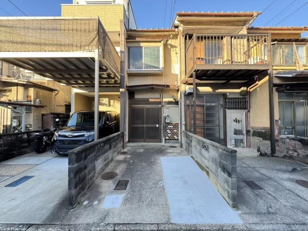 京都市右京区西京極下沢町の中古テラスハウス