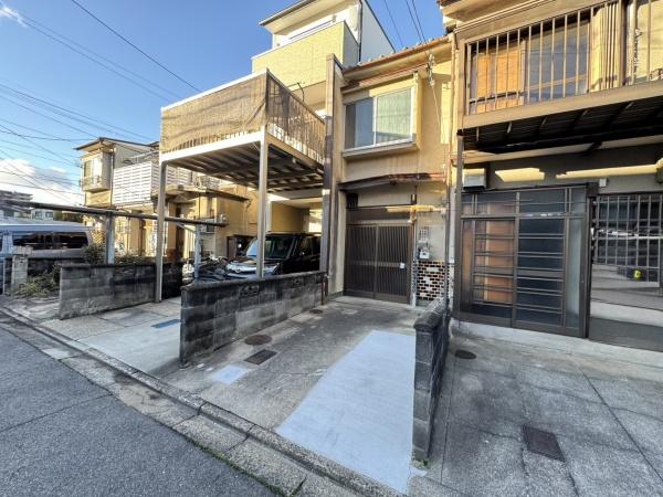 京都市右京区西京極下沢町の中古テラスハウス