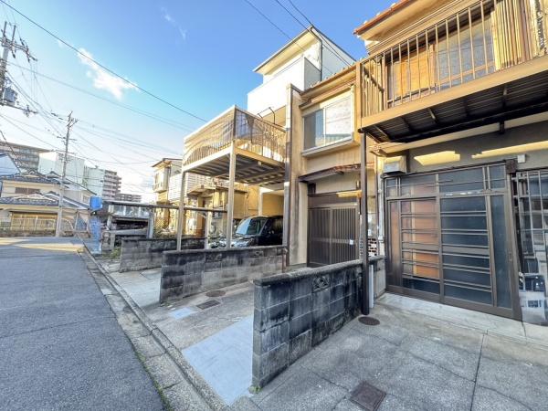 京都市右京区西京極下沢町の中古一戸建て