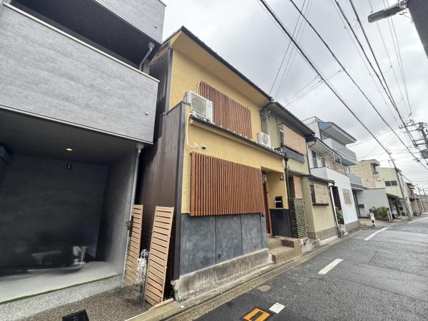 京都市中京区西ノ京内畑町の中古テラスハウス