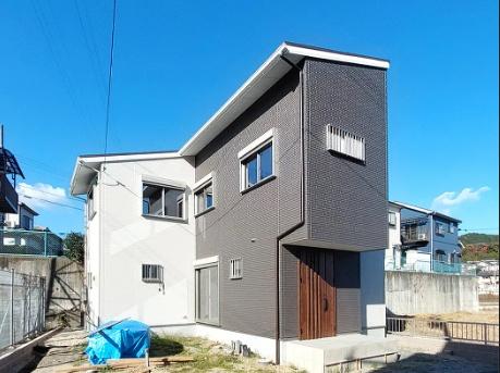 大津市石山寺４丁目の新築一戸建