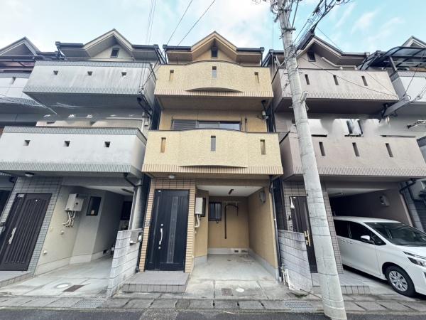 京都市右京区太秦野元町の中古一戸建