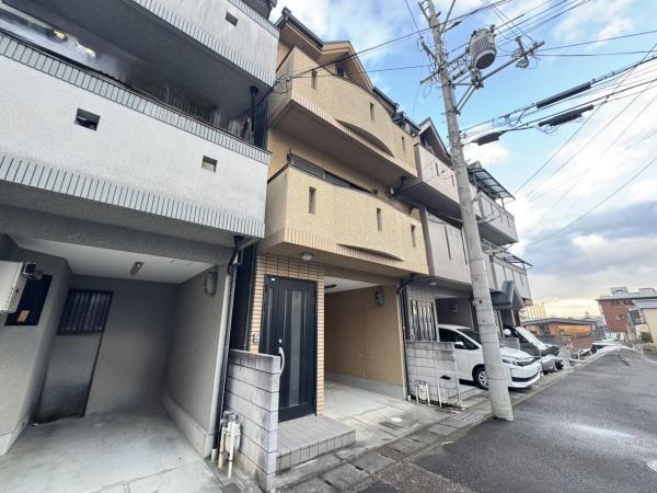 京都市右京区太秦野元町の中古一戸建て