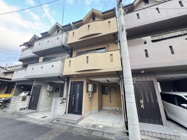 京都市右京区太秦野元町の中古一戸建て