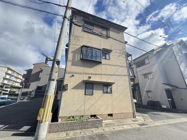 京都市山科区勧修寺西栗栖野町の中古一戸建て