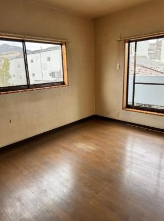 京都市山科区栗栖野打越町の中古一戸建て