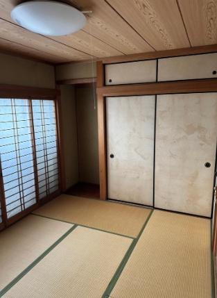 京都市山科区栗栖野打越町の中古一戸建て