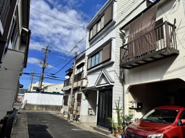 京都市山科区栗栖野打越町の中古一戸建