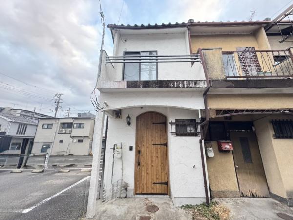 京都市右京区西京極徳大寺団子田町の中古テラスハウス