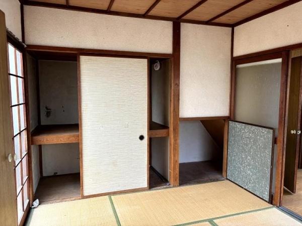 京都市右京区鳴滝川西町の中古一戸建て