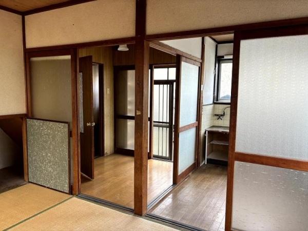 京都市右京区鳴滝川西町の中古一戸建て