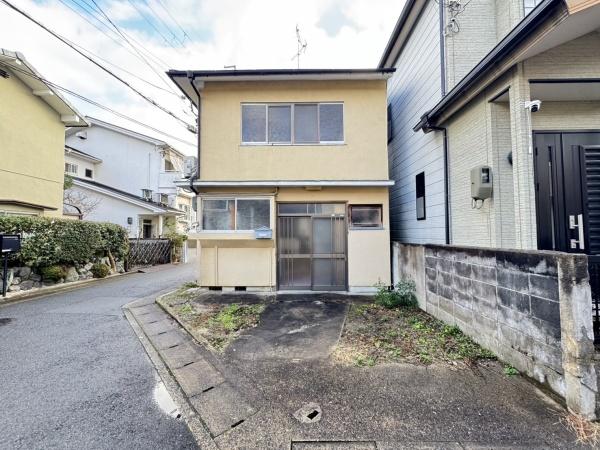 京都市右京区鳴滝川西町の中古一戸建