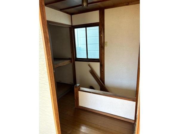 京都市右京区鳴滝川西町の中古一戸建て