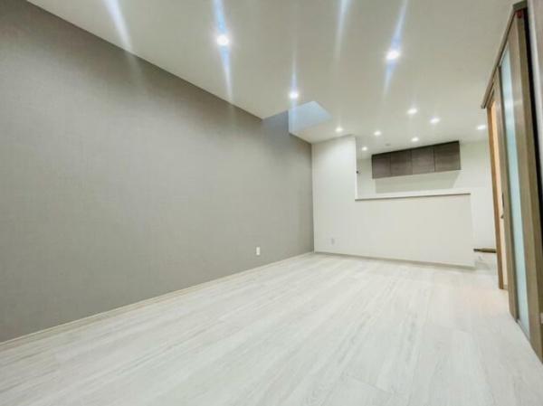 京都市右京区太秦安井辰巳町の新築一戸建