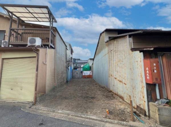京都市右京区太秦安井辰巳町の新築一戸建