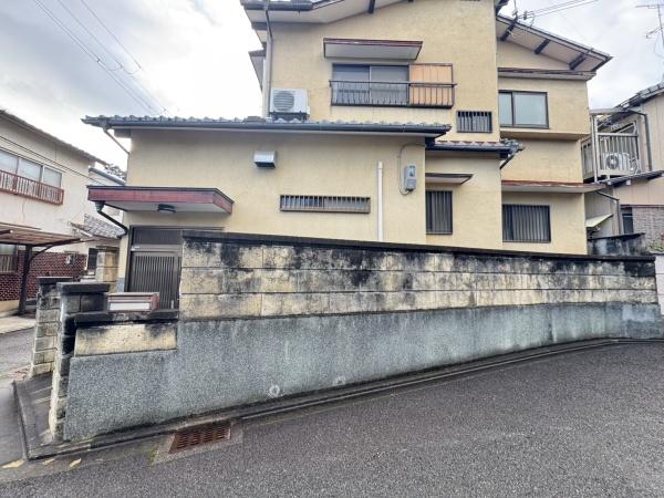 京都市右京区花園岡ノ本町の中古一戸建て