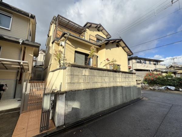 京都市右京区花園岡ノ本町の中古一戸建て