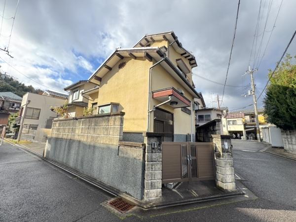 京都市右京区花園岡ノ本町の中古一戸建て