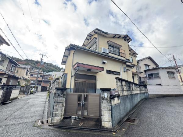 京都市右京区花園岡ノ本町の中古一戸建