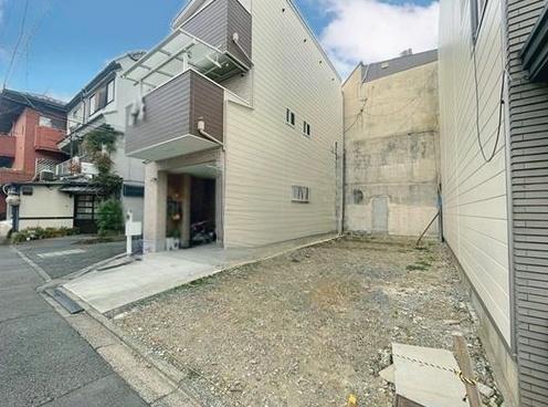 京都市右京区西院西高田町の土地