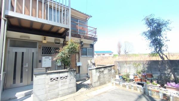 京都市伏見区納所中河原の中古テラスハウス