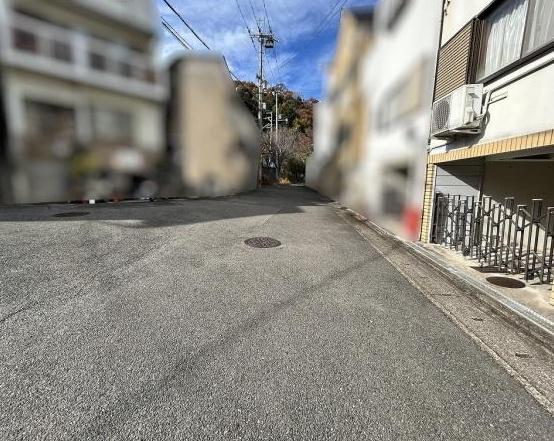 京都市山科区川田御出町の中古一戸建