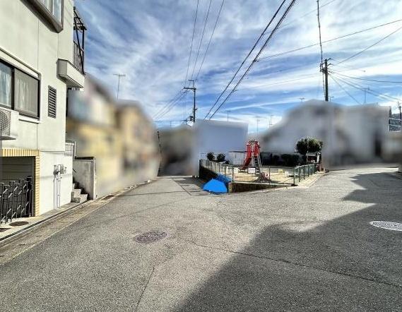京都市山科区川田御出町の中古一戸建