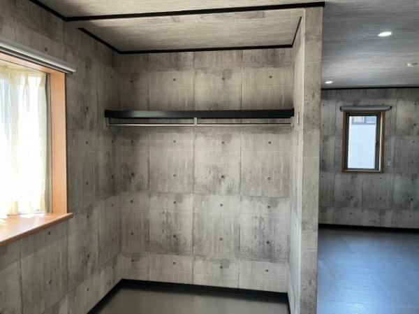 京都市西京区御陵峰ケ堂町２丁目の中古一戸建て