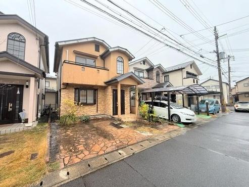 京都市西京区御陵峰ケ堂町２丁目の中古一戸建て