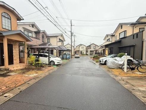 京都市西京区御陵峰ケ堂町２丁目の中古一戸建て