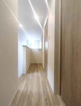 京都市西京区御陵峰ケ堂町２丁目の中古一戸建て